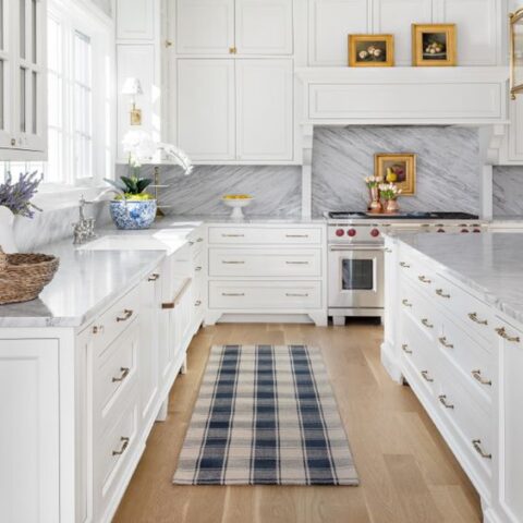 Image for Simply White by Benjamin Moore