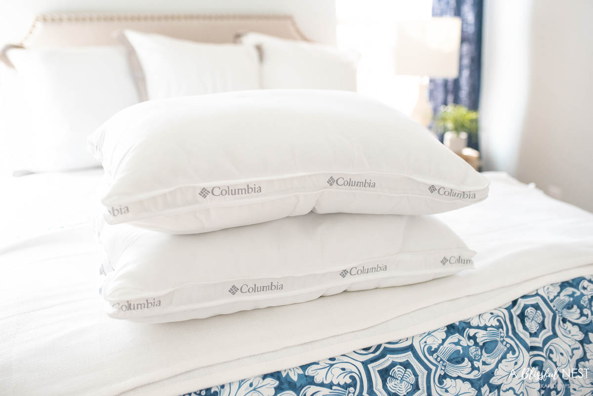 Columbia bed outlet pillows