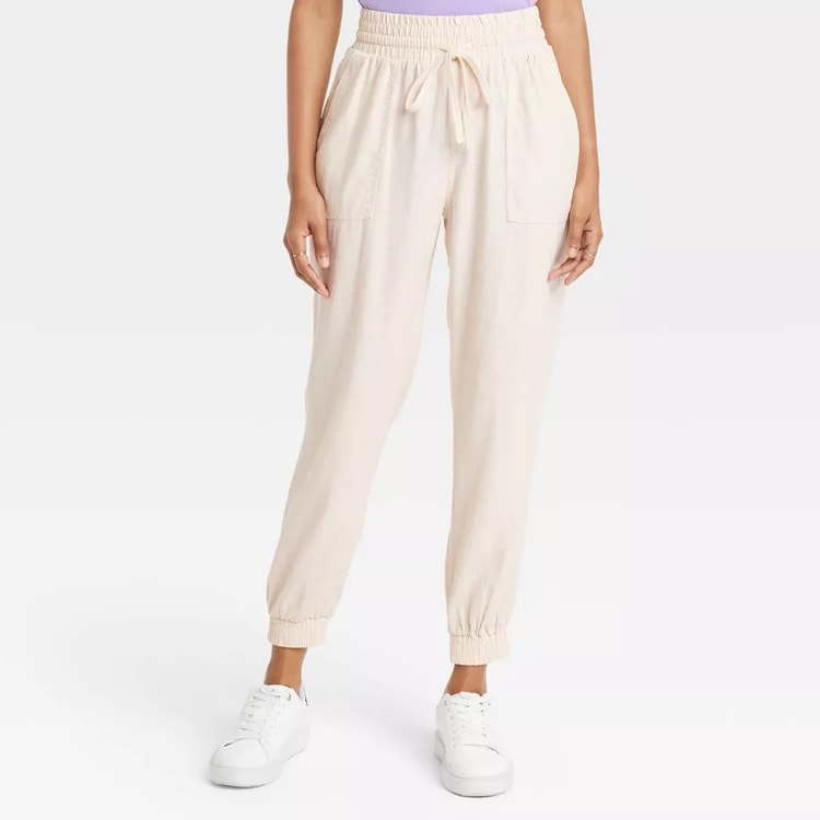 These linen joggers are so cute and an affordable closet staple that you'll wear so much! #ABlissfulNest