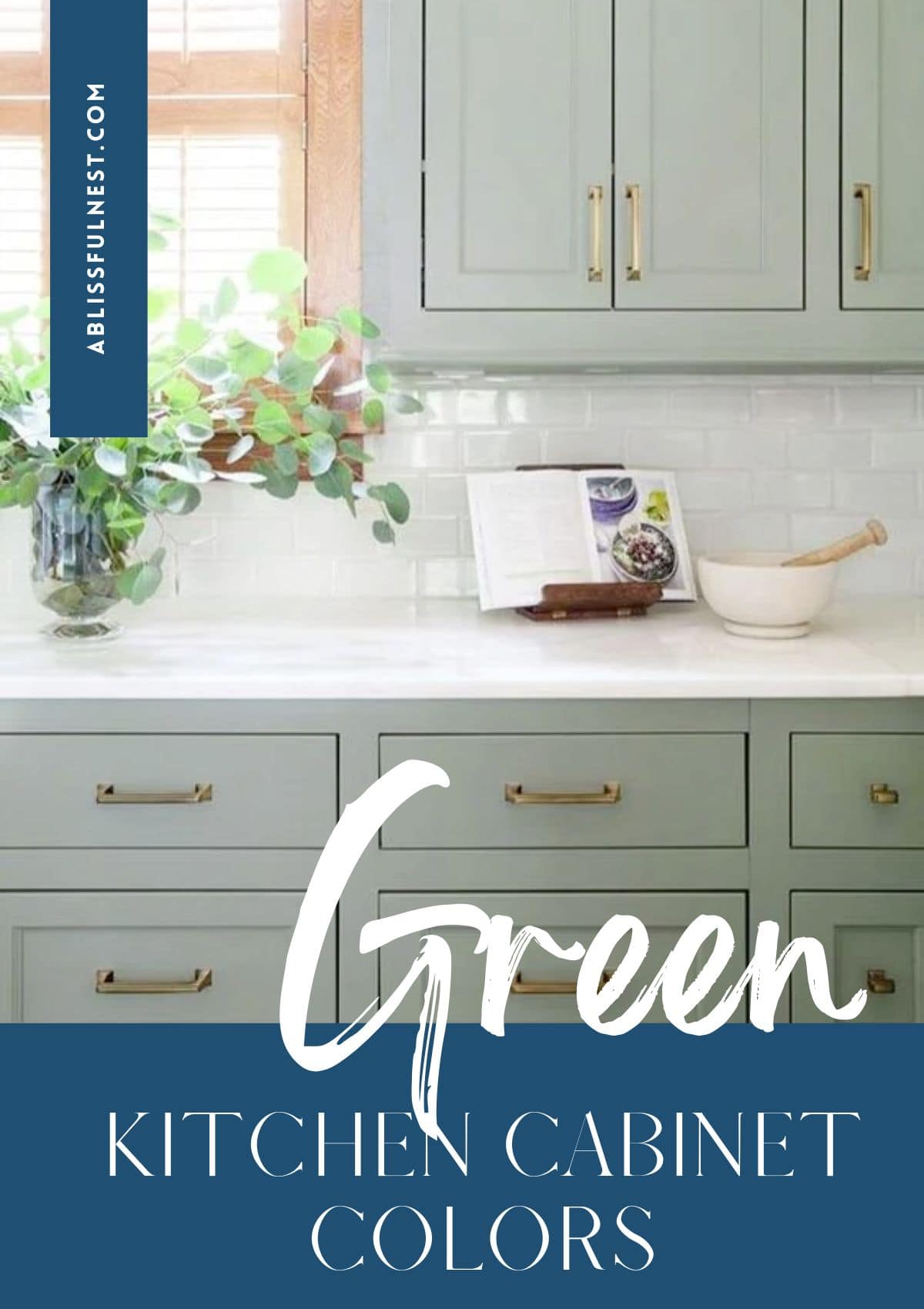 green kitchen cabinet colors
