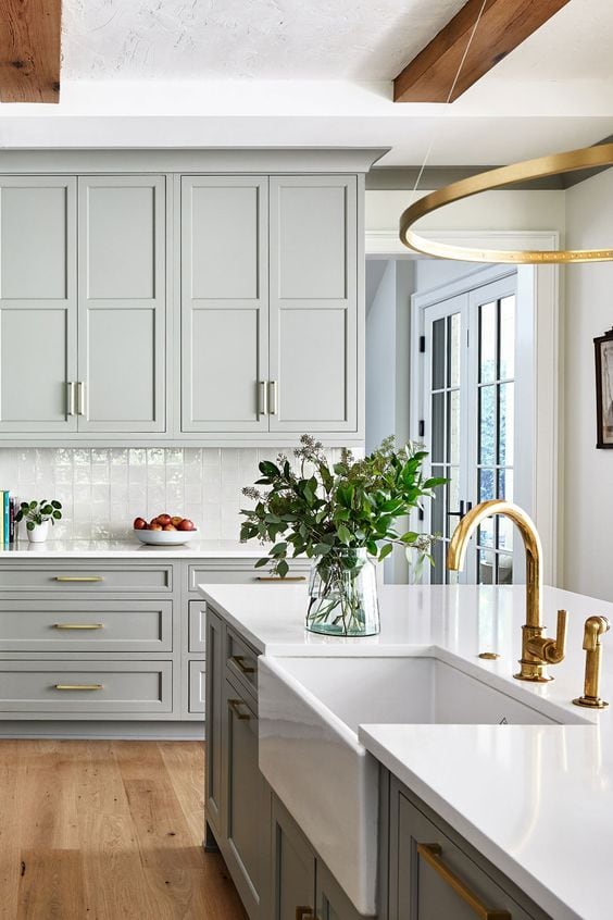 light grey kitchen cabinet colors