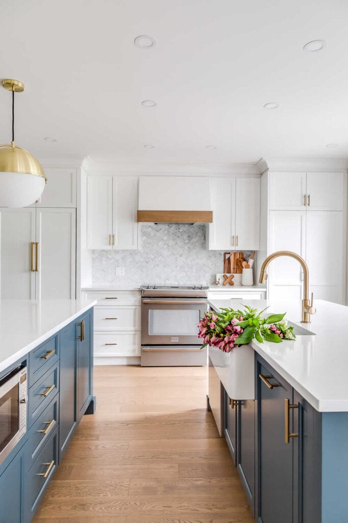 Gorgeous Blue Kitchen Cabinet Colors | A Blissful Nest