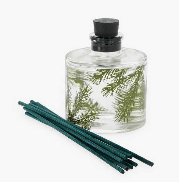 This Frasier Fir Thymes diffuser is a holiday must have! #ABlissfulNest