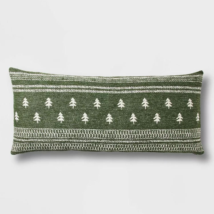 This oversized woven Christmas tree lumbar pillow is so cute for the holidays! #ABlissfulNest