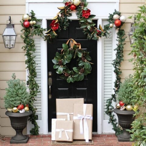 Image for Magnolia Garland