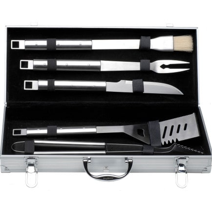 This grill tool set is a great gift for guys this holiday season! #ABlissfulNest
