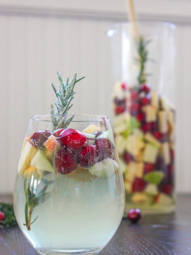 Delicious Holiday Cocktail Recipes Story