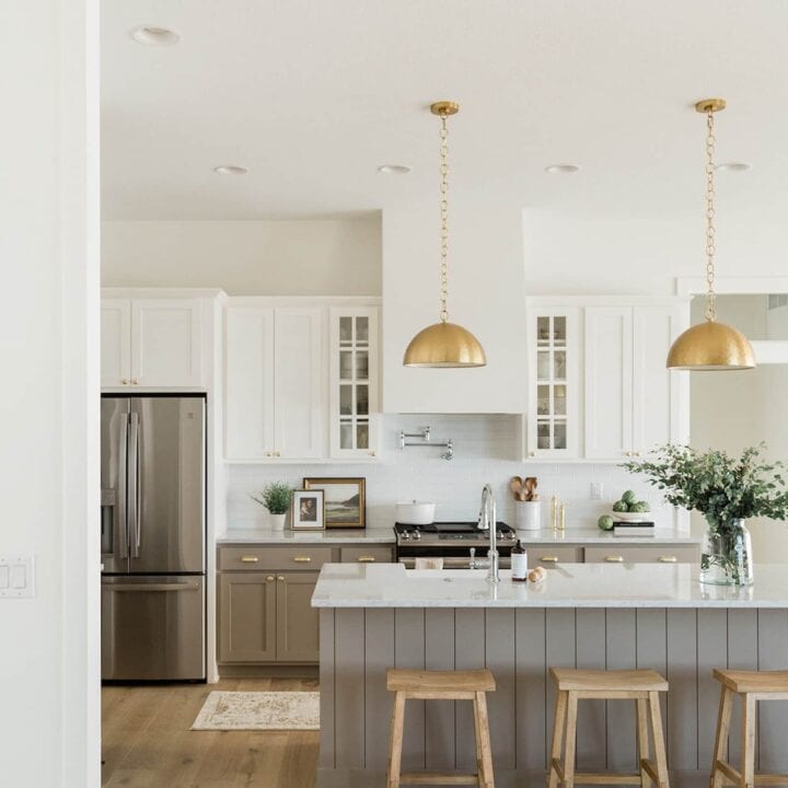 Image for Creamy Beige Farmhouse Kitchen