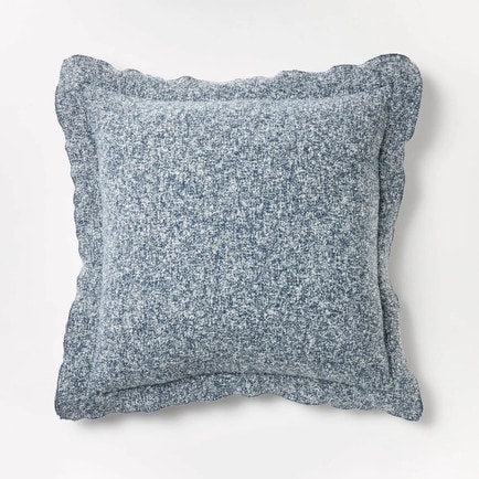 This heather blue scallop trim throw pillow is so perfect for spring! #ABlissfulNest