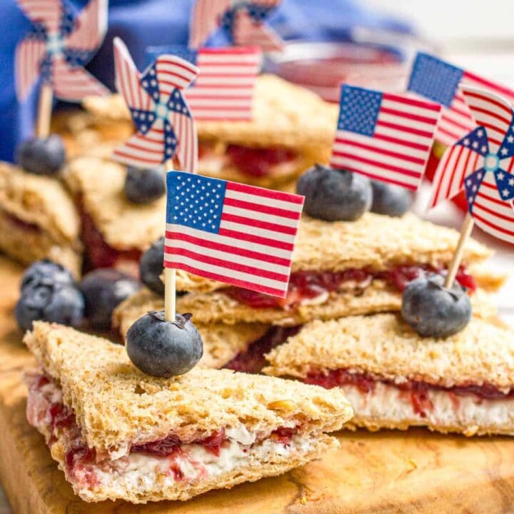 Image for Fruit and Cream Cheese Sandwich