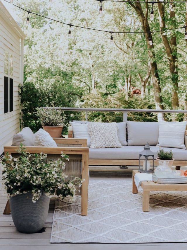 Designing Small Backyard Spaces-Webstories- Cover