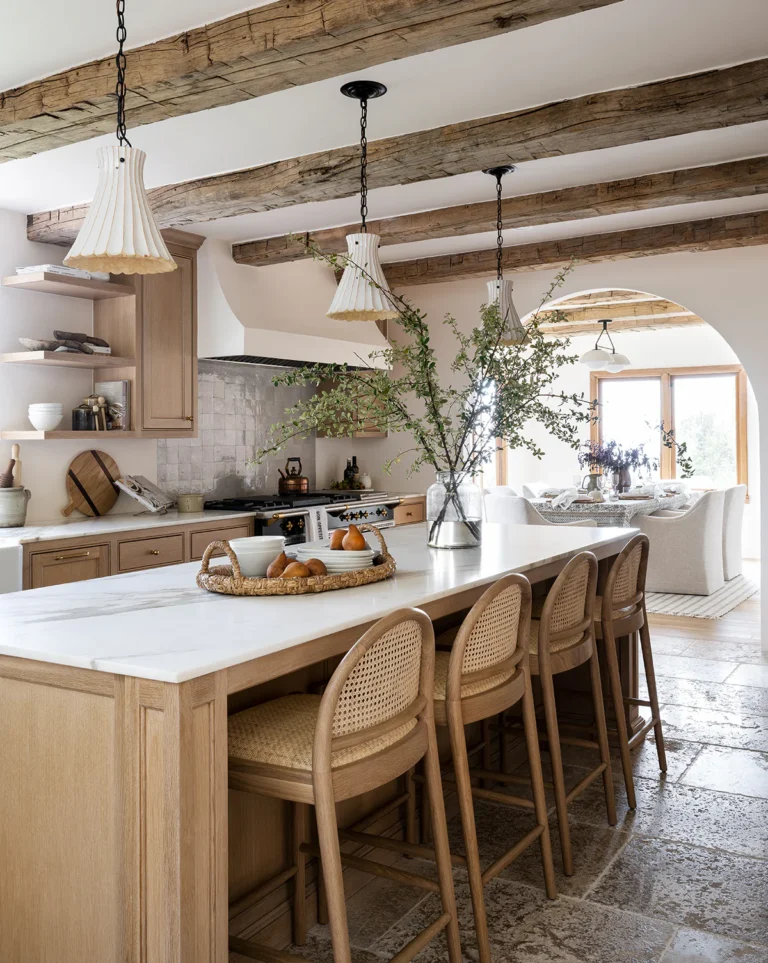 Best Farmhouse Kitchens