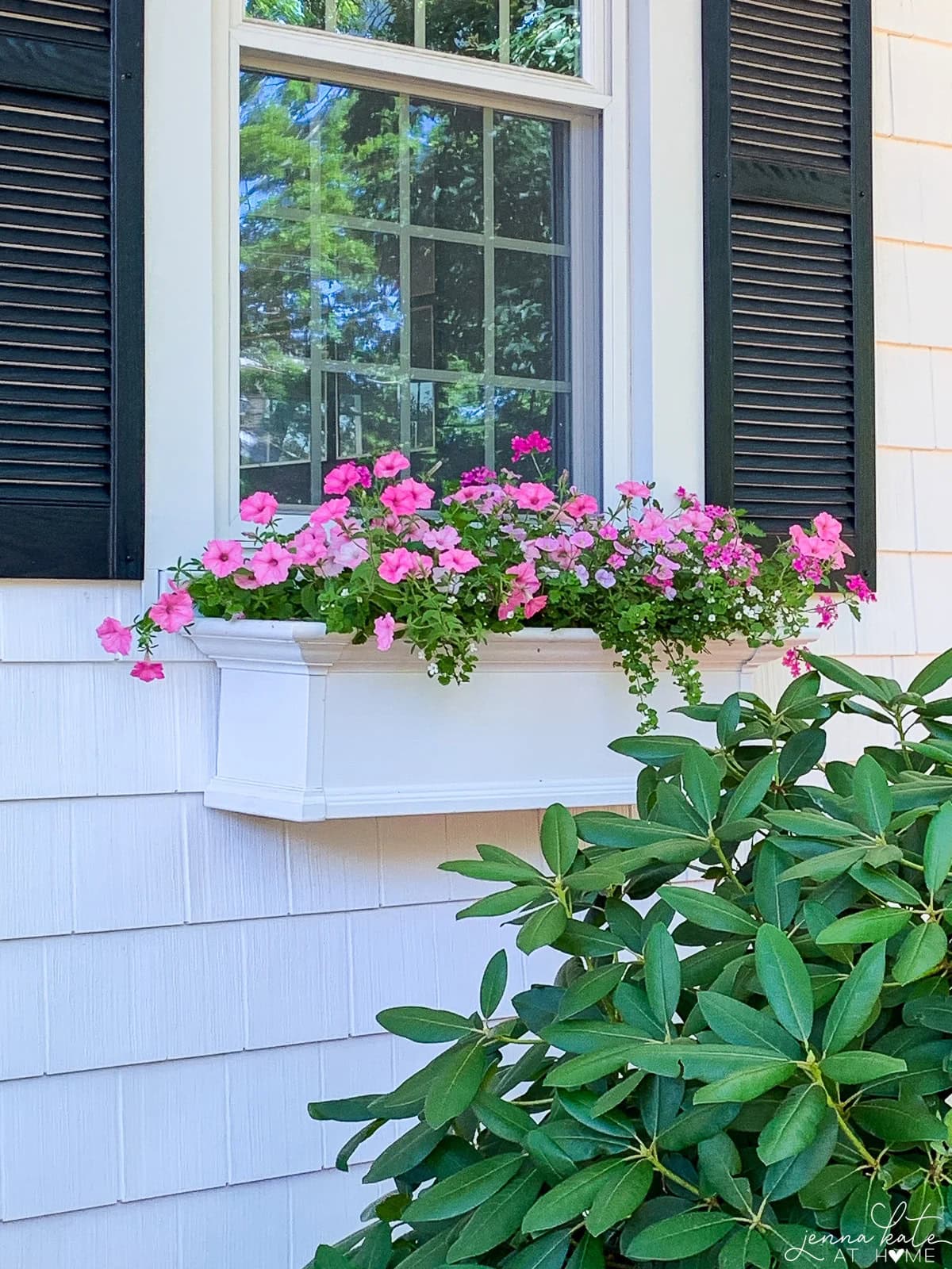 How To Make A Window Box With Artificial Flowers | A Blissful Nest