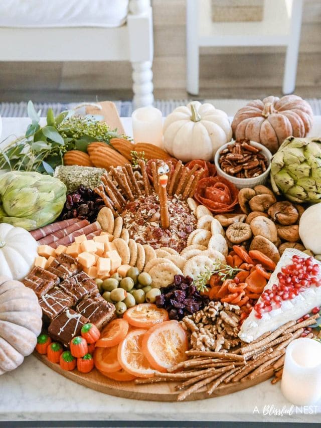 How To Make A Thanksgiving Charcuterie Board-Webstories- Cover