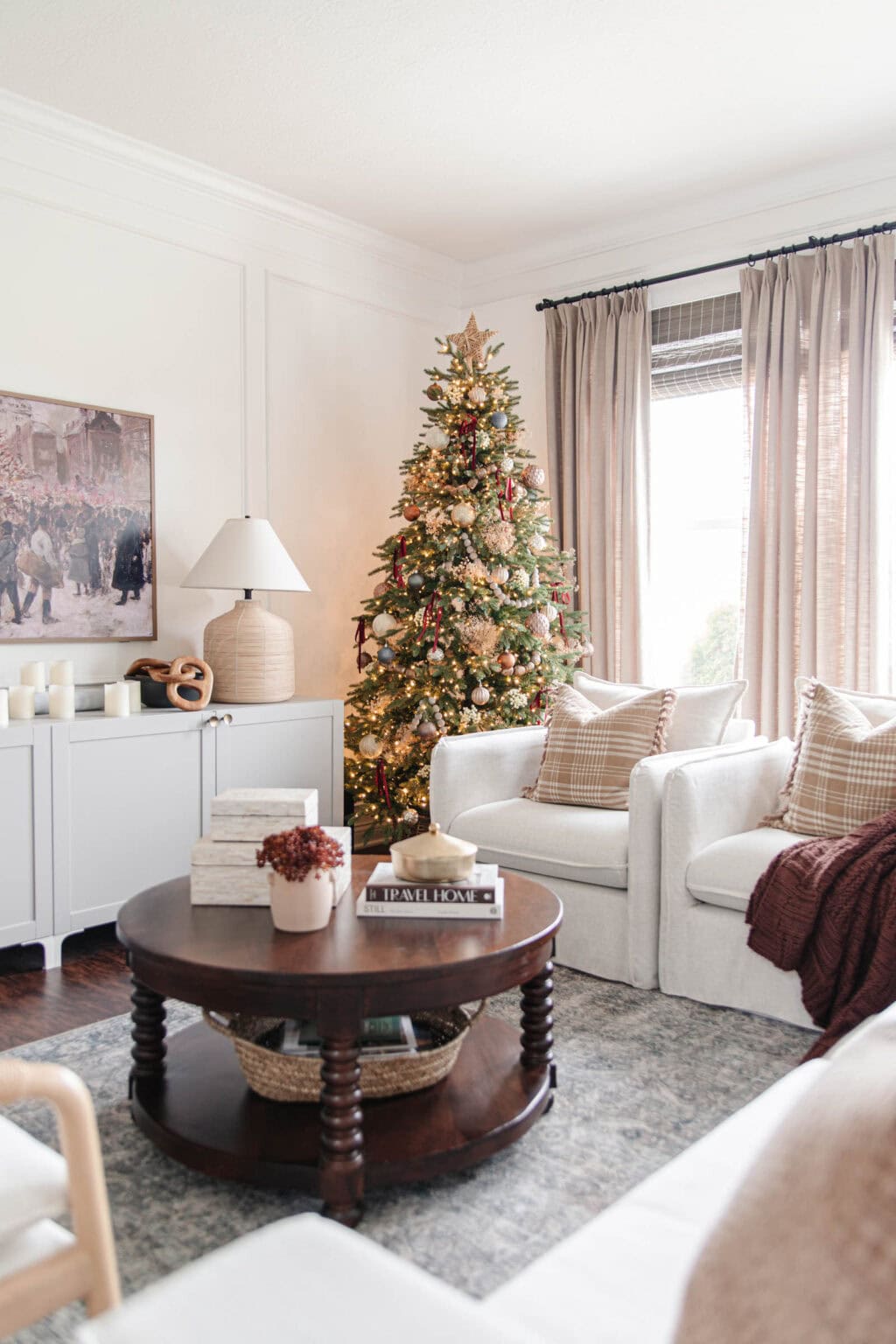 Christmas Living Room Ideas | A Blissful Nest