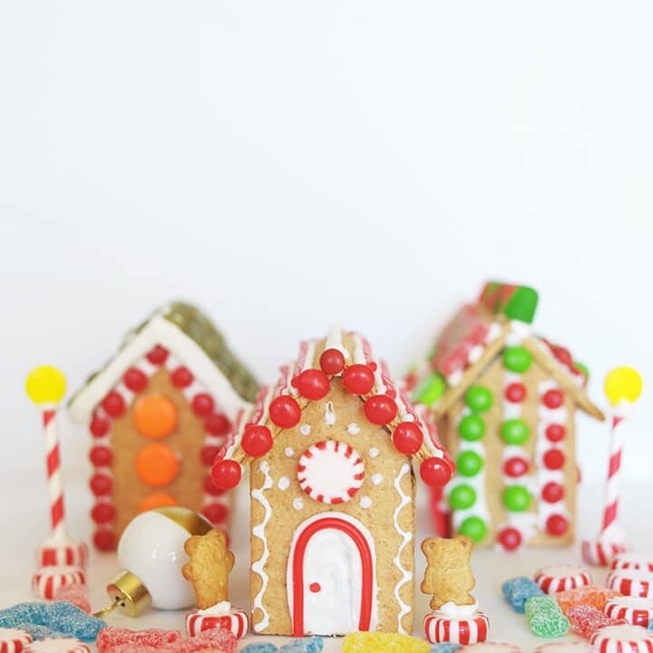 Image for Graham Cracker Gingerbread Houses