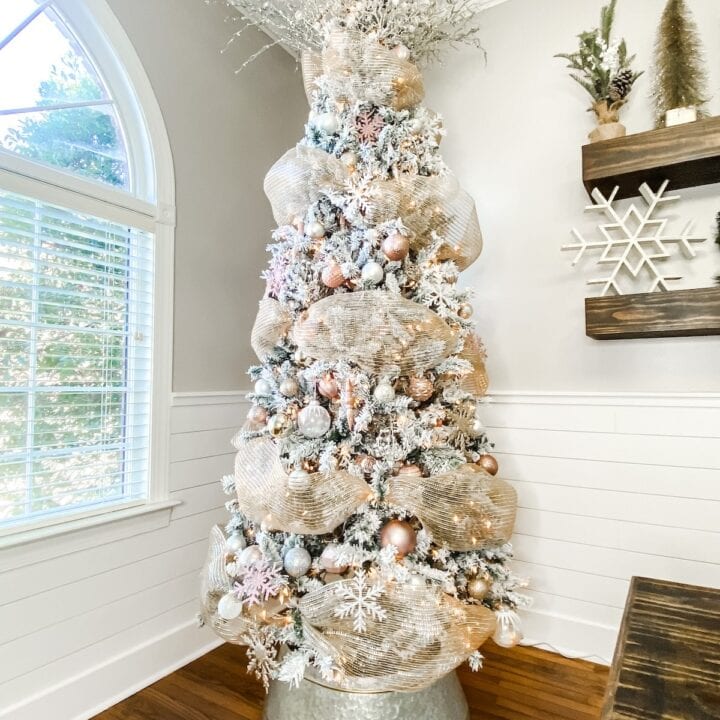 Image for Mesh Ribbons & Snowy Ornaments