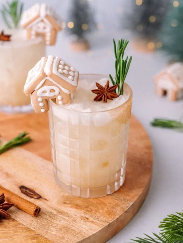 15 Best Holiday Cocktails-Webstories- Cover