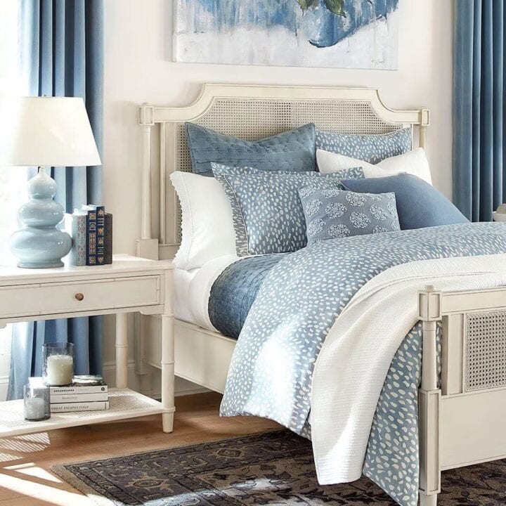 Image for Simple White Duvet + Matching Set Of Shams
