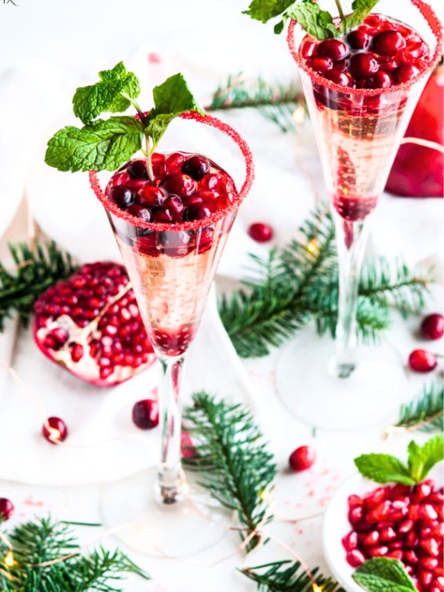 15 Best Holiday Cocktails-Webstories- Cover