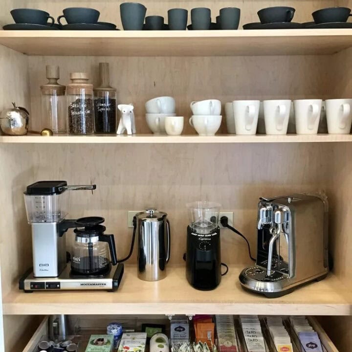 Image for Neutral Tones & Natural Wood Open Shelves