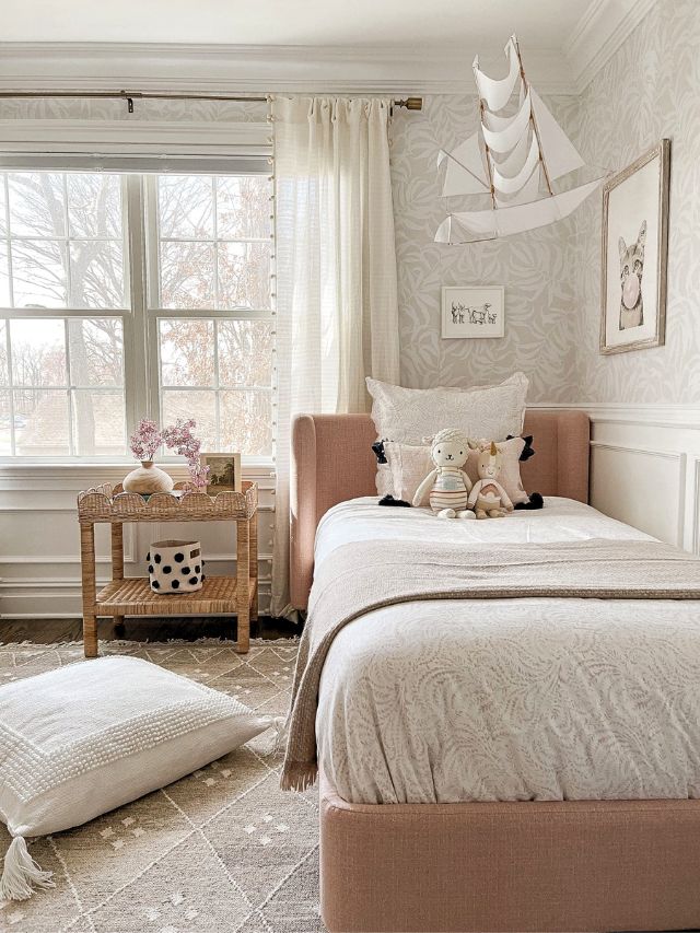 Tween Girl Room Decor Ideas-Cover