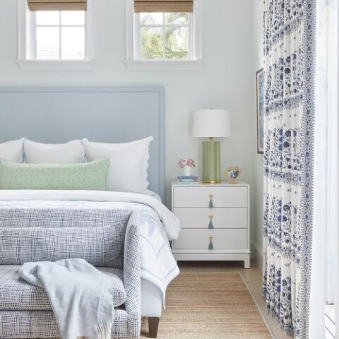 Image for Soft Blue Tones & Crisp White Bedding