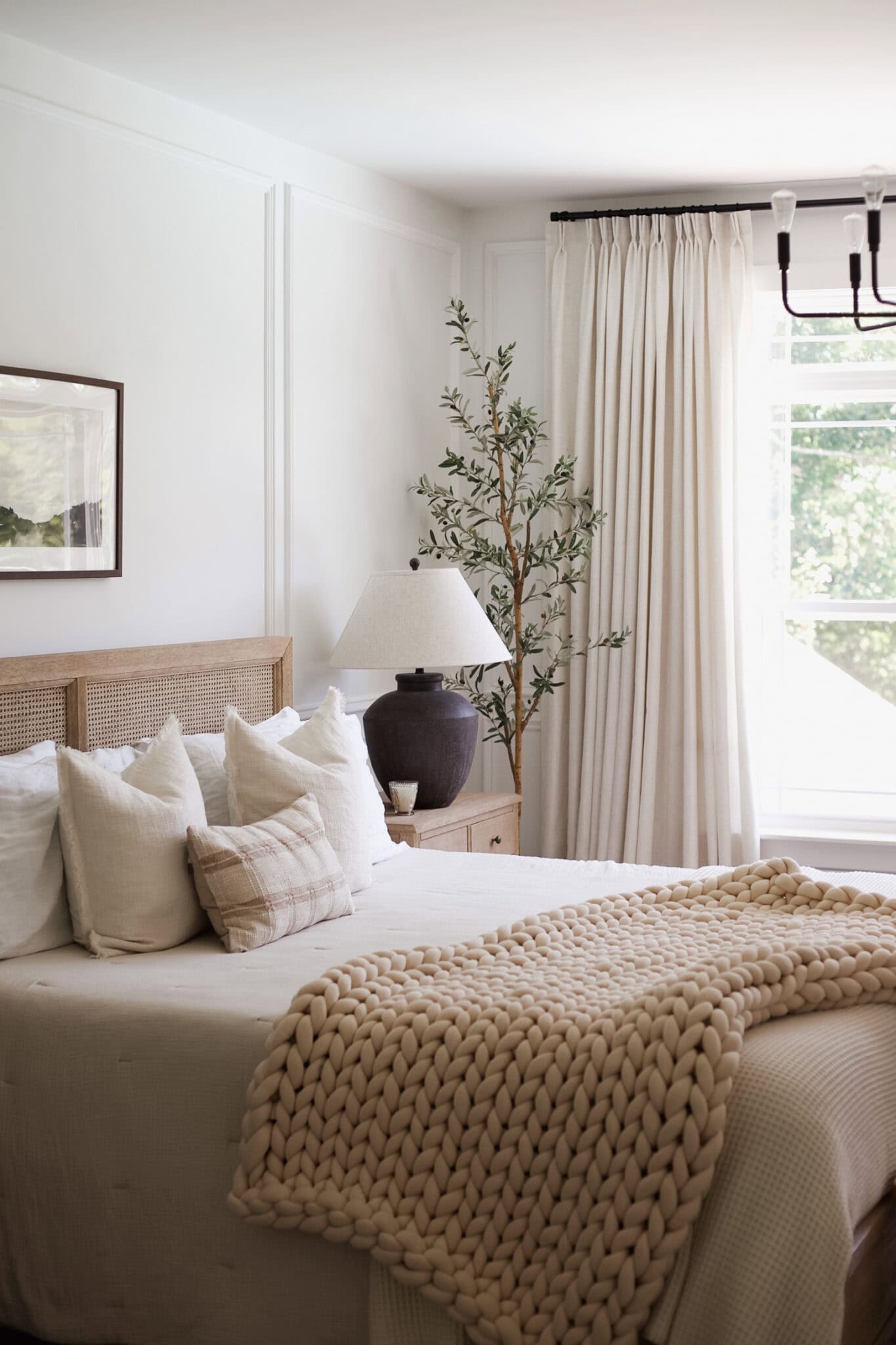 Neutral Guest Bedroom Ideas