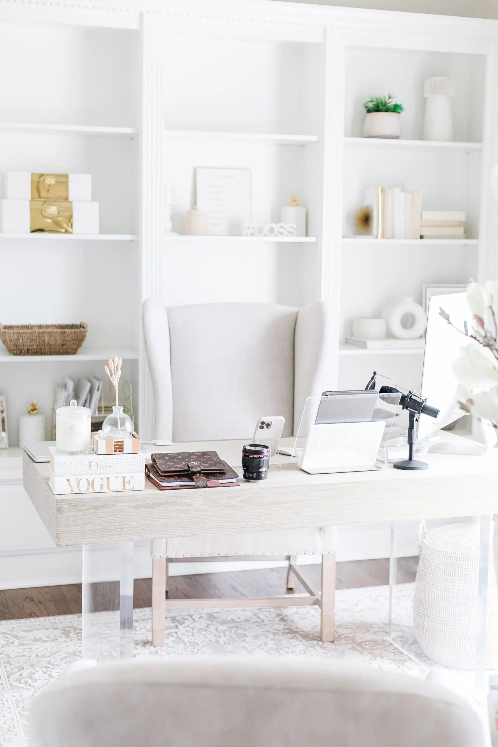 Tips To Declutter Your Office