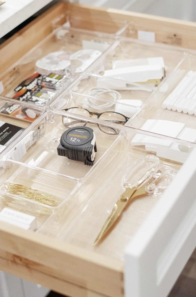 Easy Ways To Declutter Your Home
