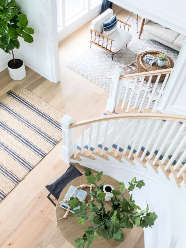Coastal Entryway Ideas-Webstories- Cover