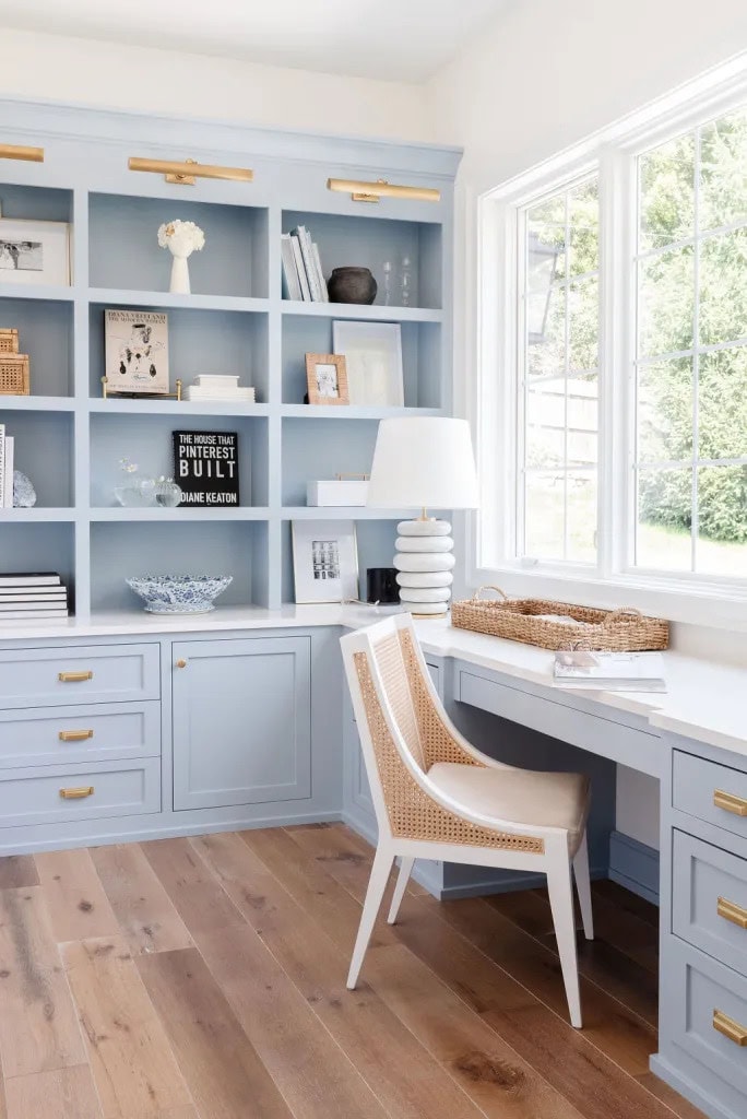 Office Shelves Decor Ideas