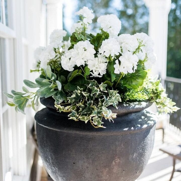 Image for Big Urns With Fake Hydrangeas & Vines