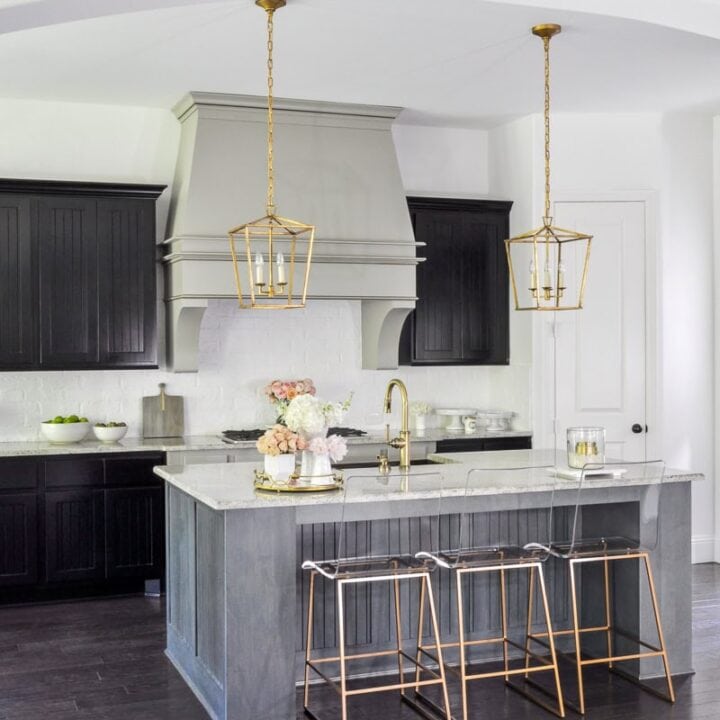 Image for Soft Gray Island + Black Cabinets