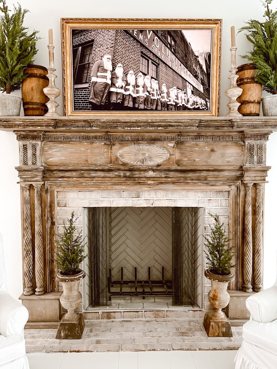 How To Decorate A Mantel For Winter