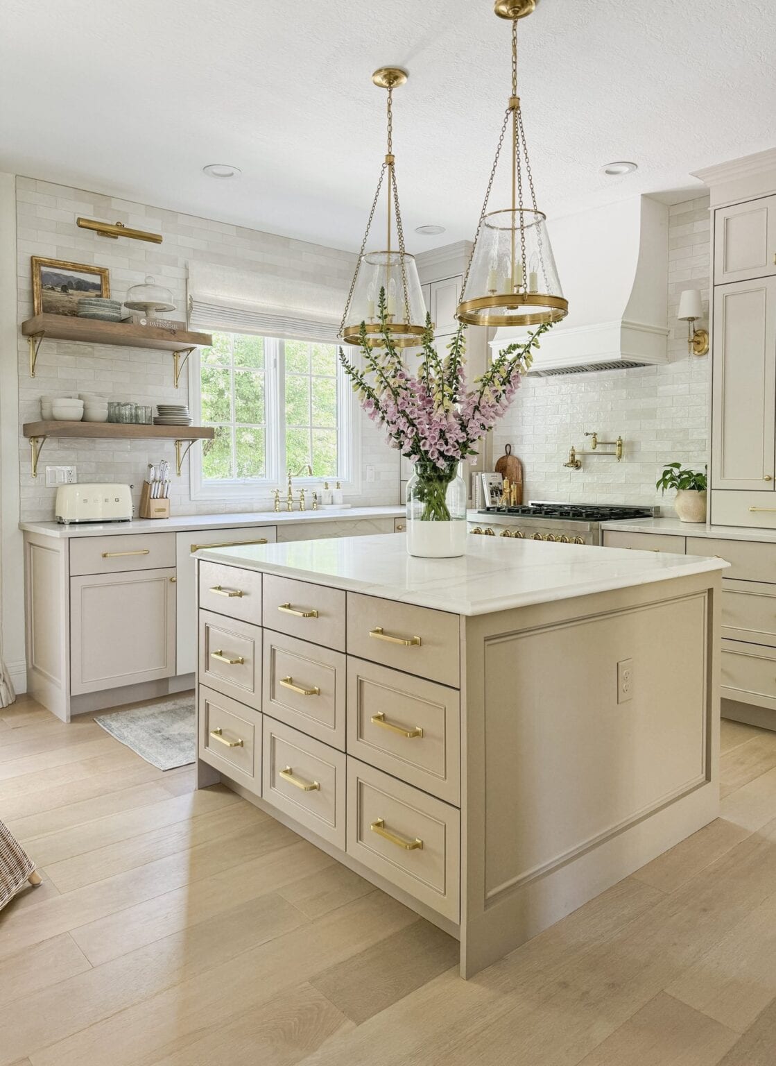 2025 Popular Kitchen Cabinet Colors - A Blissful Nest