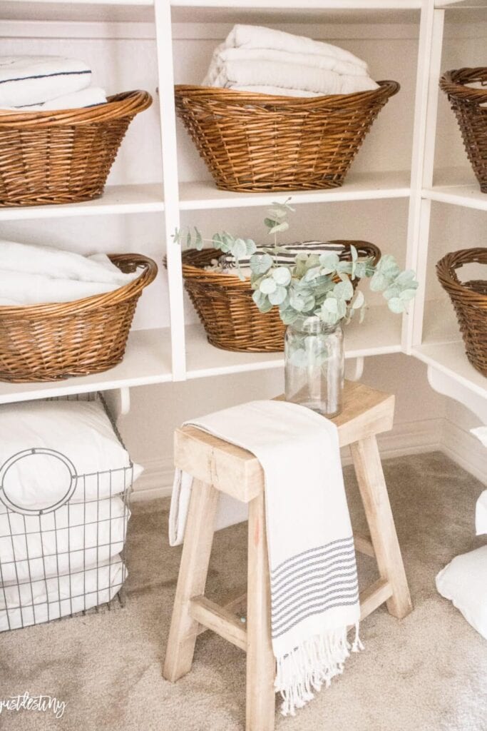 How To Declutter Your Home Effectively | A Blissful Nest