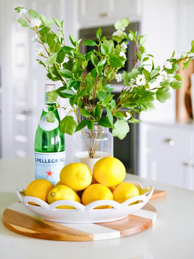 Summer Kitchen Island Decor-Webstories- Cover