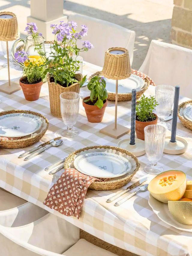 Summer Table Decoration Ideas-Webstories- Cover