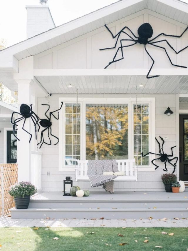 Scary Halloween Front Porch-Webstories- Cover