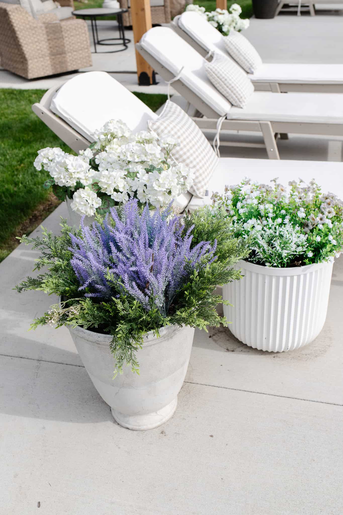 Landscaping With Artificial Flowers
