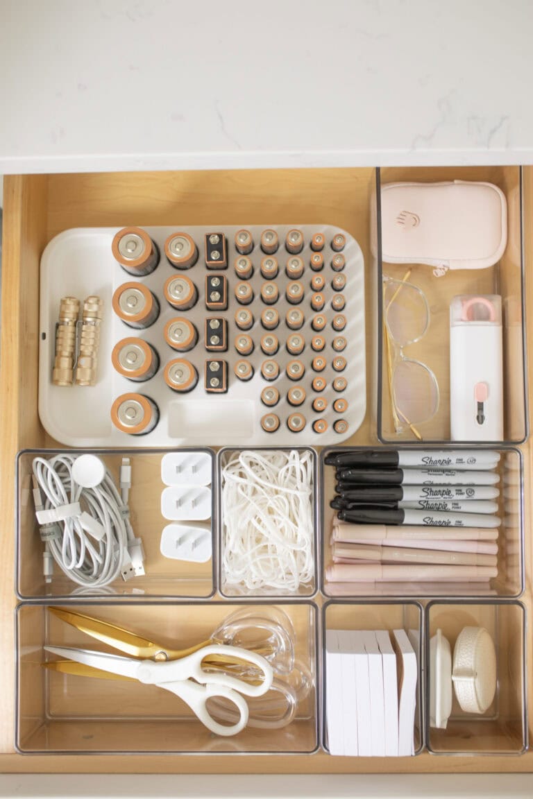 How To Declutter Your Home The Quick And Easy Way | A Blissful Nest