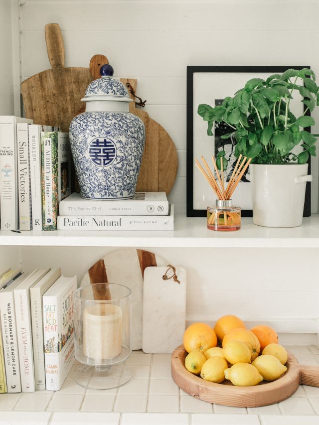 Decluttering Tips For Busy People-Webstories- Cover