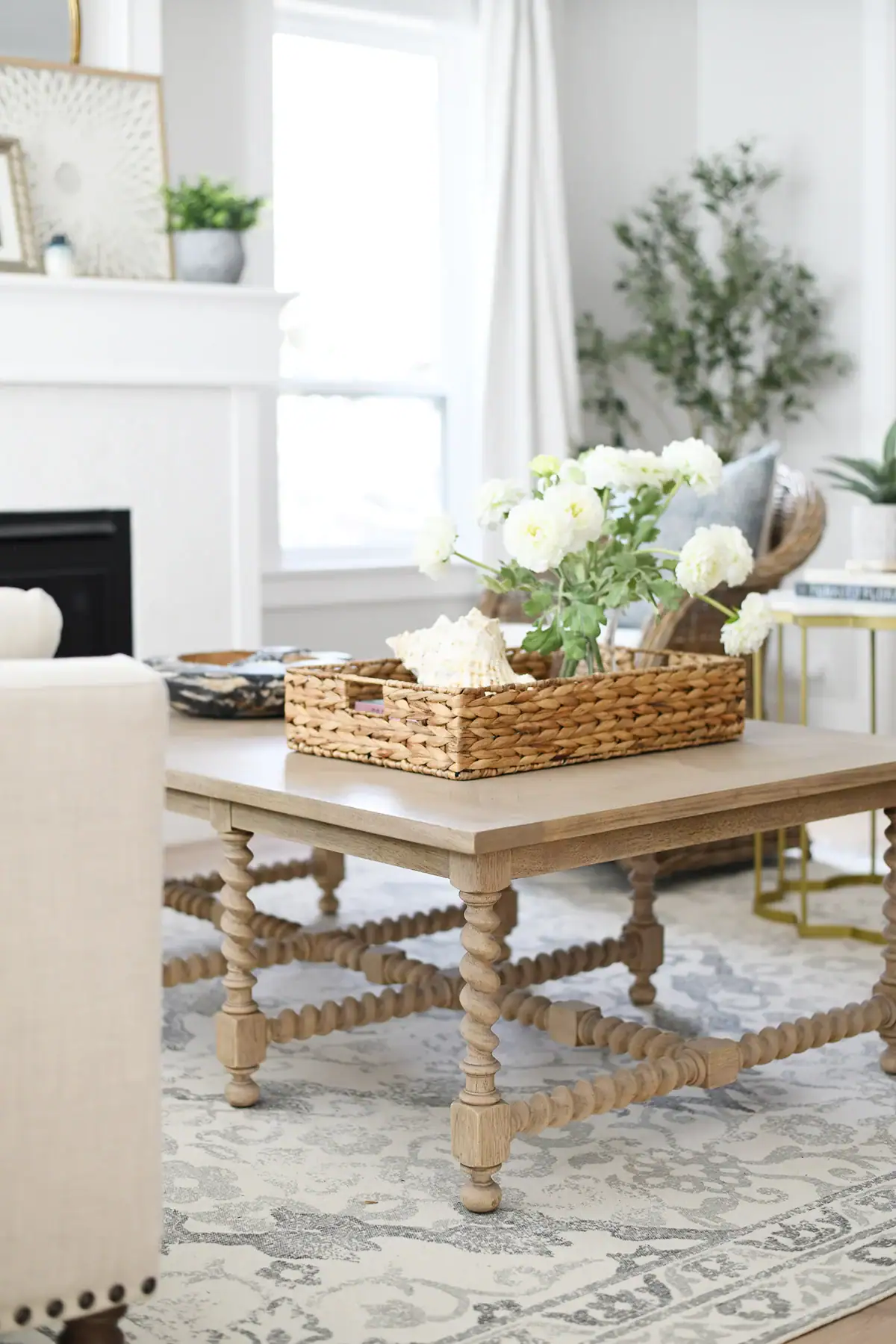 How To Decorate A Living Room For Spring