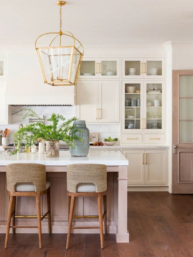 Beige Kitchen-Webstories- Cover