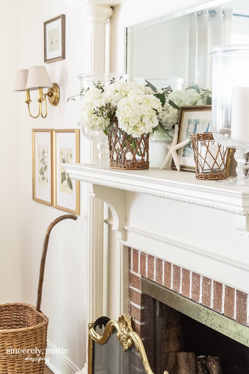 Summer Mantel Decorating Ideas