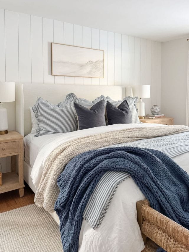 White and Navy Bedroom=Webstories- Cover