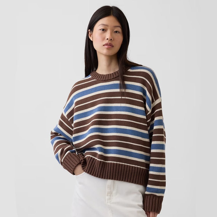 This blue and brown striped sweater will become your new favorite fall staple! #ABlissfulNest