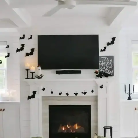 Image for Whimsical Bats & Pumpkin Garland