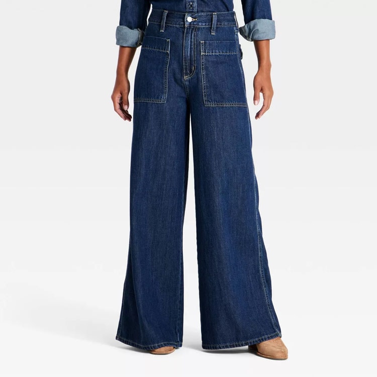 These palazzo wide leg jeans are a must have for fall! #ABlissfulNest
